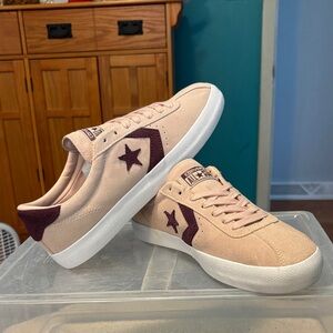 NWOT-Converse Women’s Breakpoint Ox Suede Sneakers; Dusty Pink/Burgundy Accents